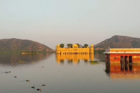 Jal Mahal -  Jaipur Tour Package