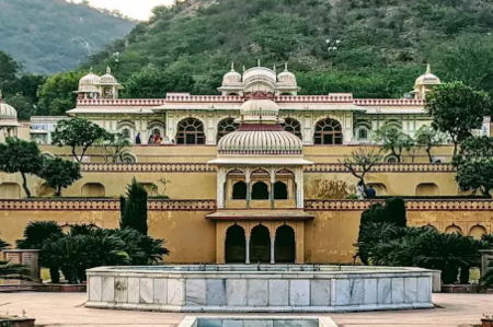 Sisodia Rani ka Bagh -  Jaipur Tour Package