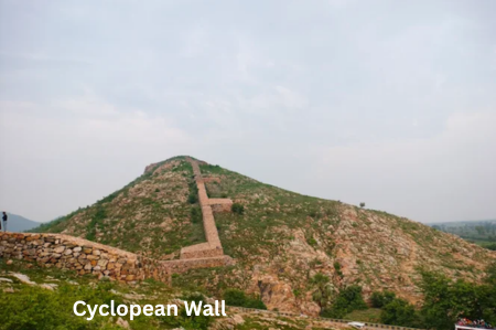 Cyclopean Wall - Rajgir Nalanda Pawapuri Tour Package