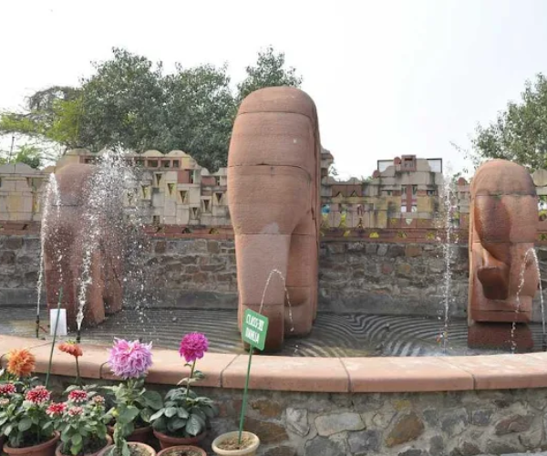 Places to visit in Delhi - Garden of Five Senses