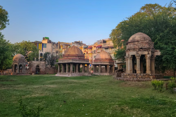 Places to visit in Delhi - Hauz Khas Village